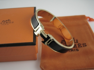Hermes Black Enamel Clic H Bracelet Narrow Width (12mm) In Gold